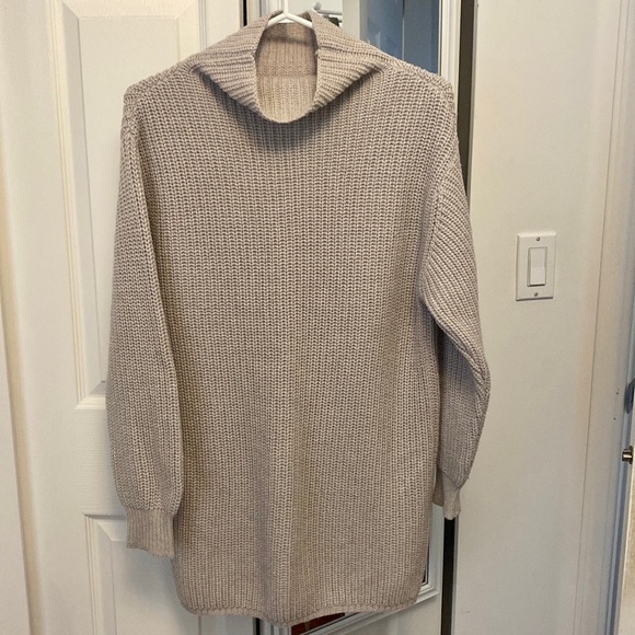 Aritzia Montpellier Dress - Picture 2 of 2